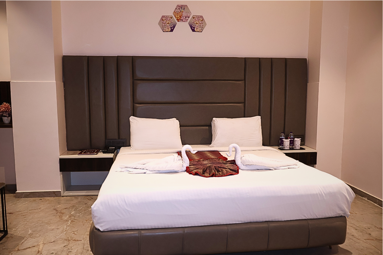 Radhamangal-room-best-quality2