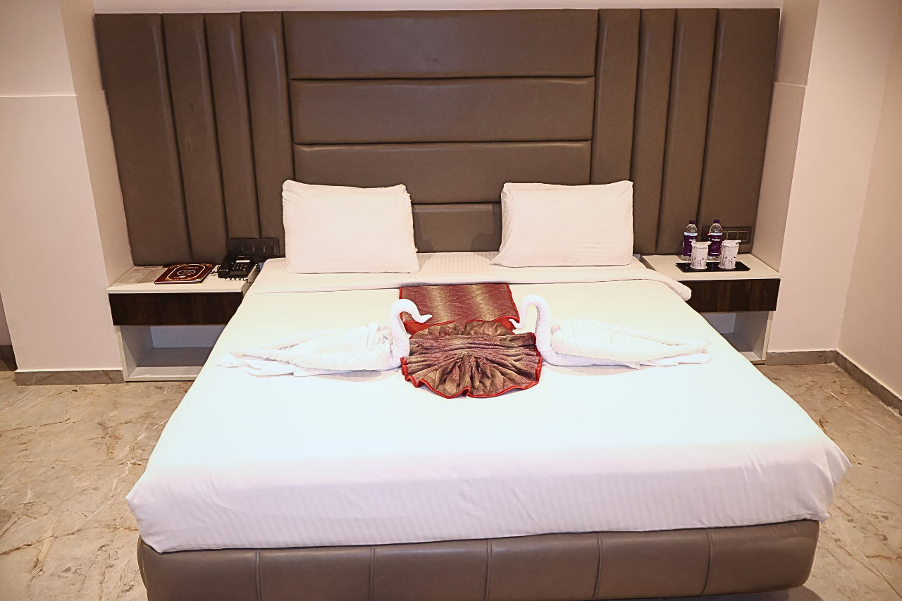 Radhamangal-room-best-quality6